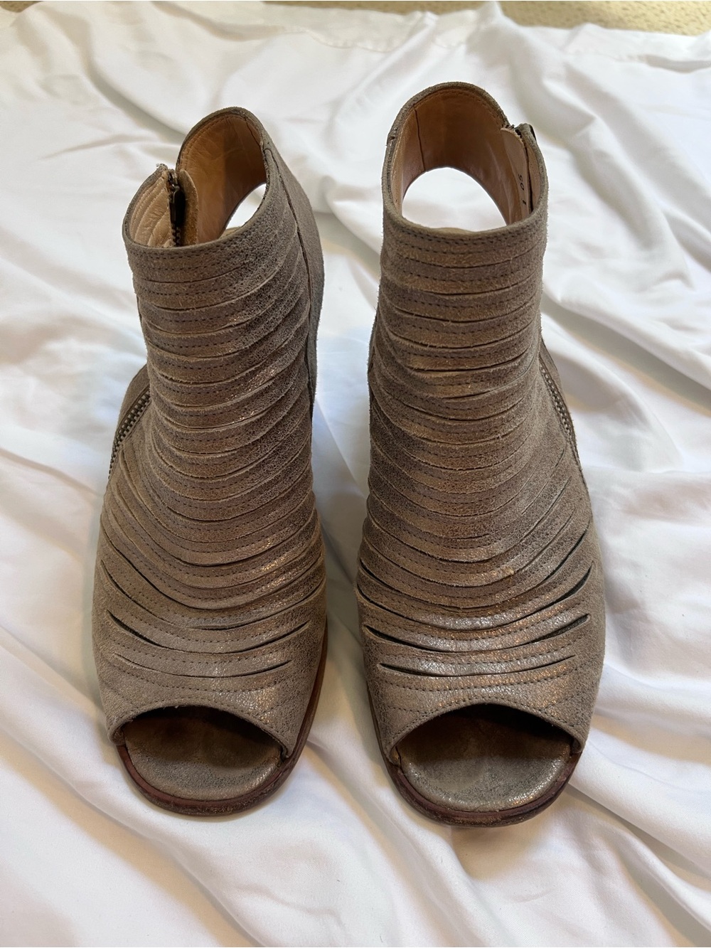Paul Green Cayanne Peep-Toe Sandal